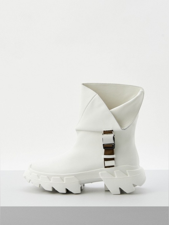 4CCCCESS Shoes - 4CCCCEES White Leather Chunky Platform Ankle Boots Fold Over Buckle Women’s